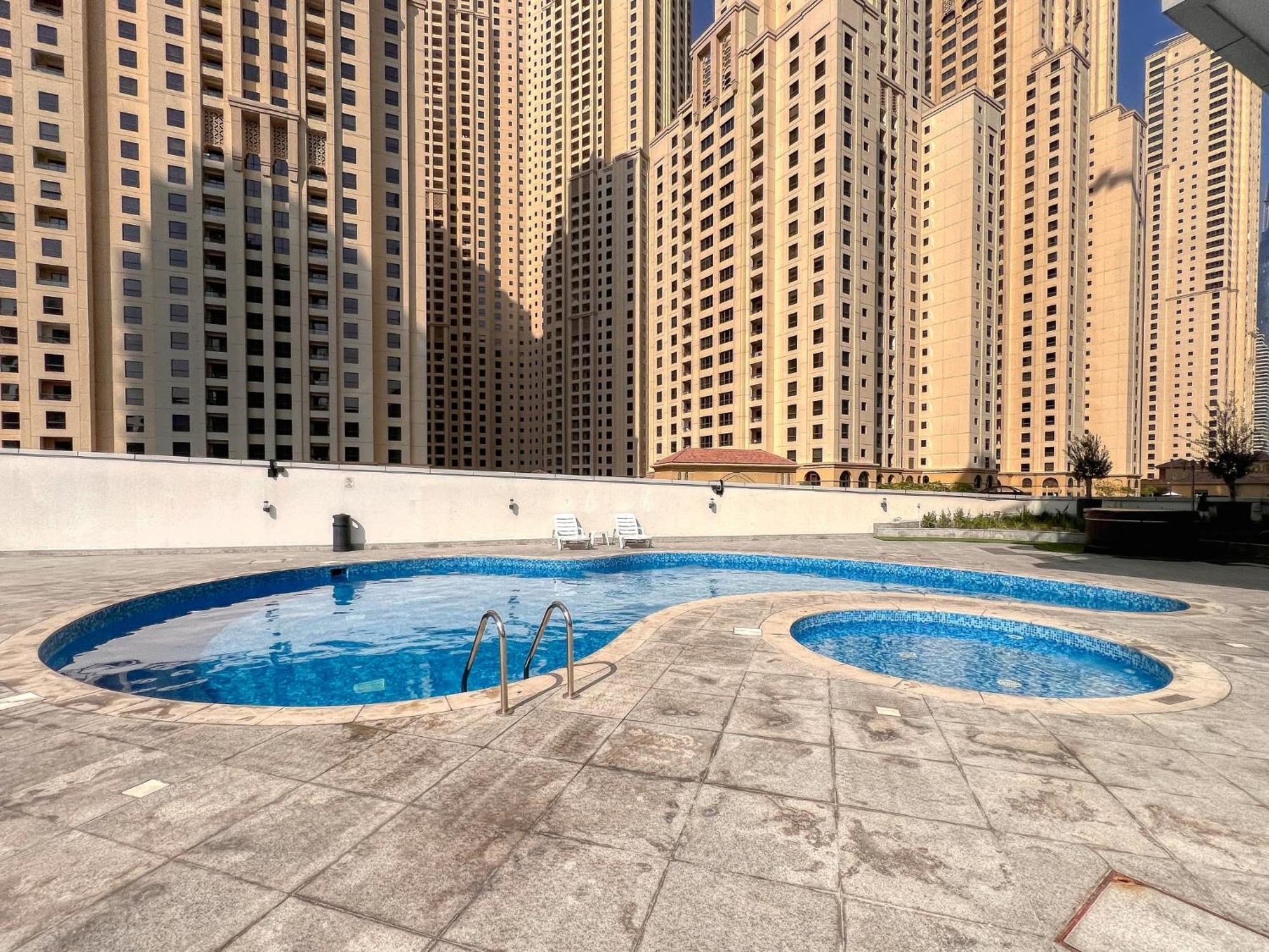 Iconic 2br With Marina Views Apartment *